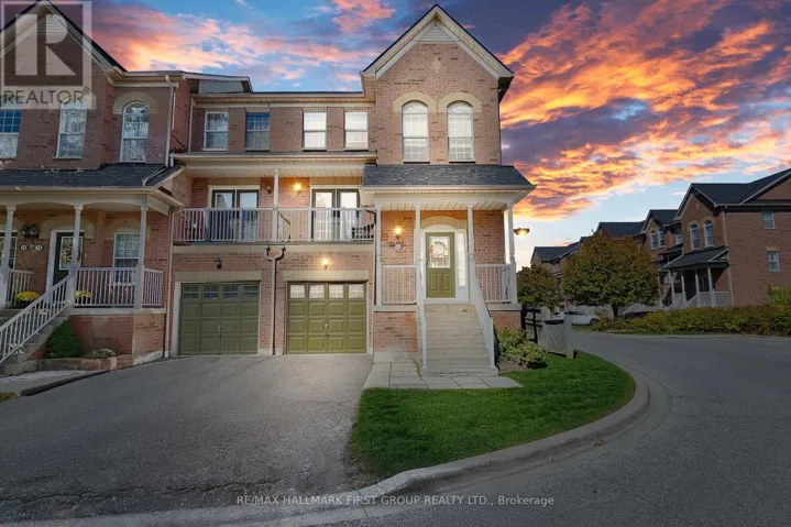10 - 575 STEEPLE HILL, Pickering (Woodlands), Ontario L1V7E4