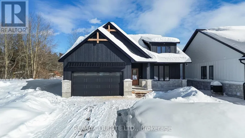 8 DEERVIEW DRIVE, Quinte West (Murray Ward), Ontario K8V0L8