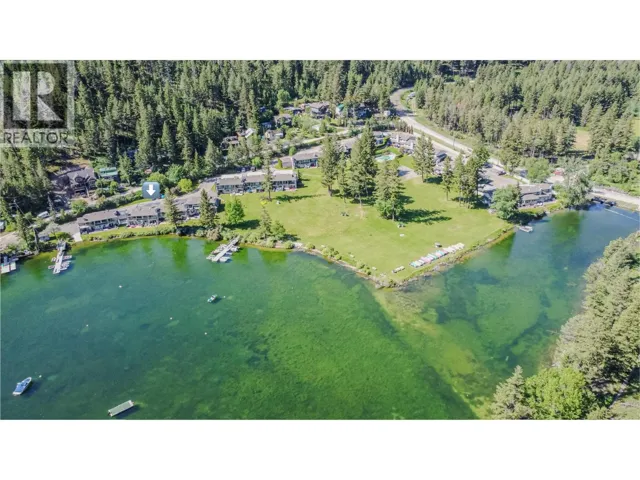 1801 Paul Lake Road Unit# 4, Kamloops, British Columbia V2H1N7