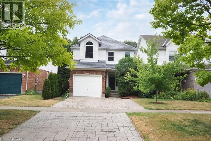 255 PINELAND Place Unit# Main, Waterloo, Ontario N2T2S4