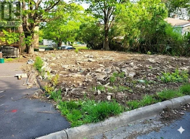 15 Springhill Drive, Dartmouth, Nova Scotia B3A4H4