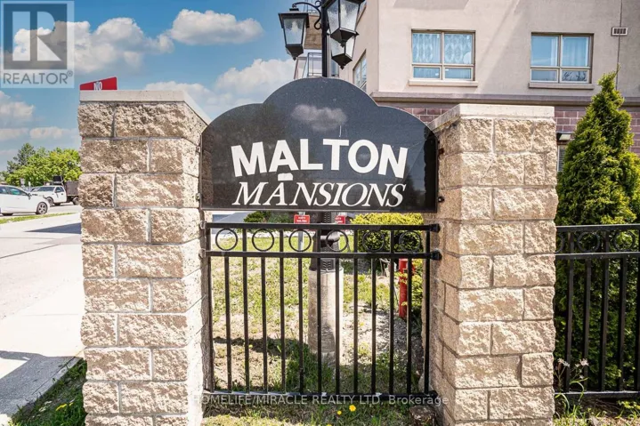 419 - 7405 GOREWAY DRIVE, Mississauga (Malton), Ontario L4T0A3
