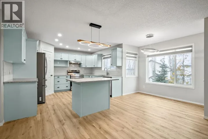 104 Cove Crescent, Chestermere, Alberta T1X5J1