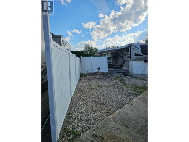 415 Commonwealth Road Unit# 535 Lot# 535, Kelowna, British Columbia V4V1P4