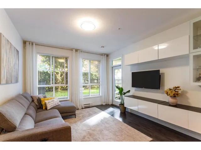 130 15168 33 AVENUE, Surrey, British Columbia V3Z0N7