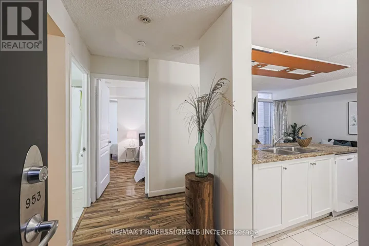 953 - 313 RICHMOND STREET E, Toronto (Moss Park), Ontario M5A4S7