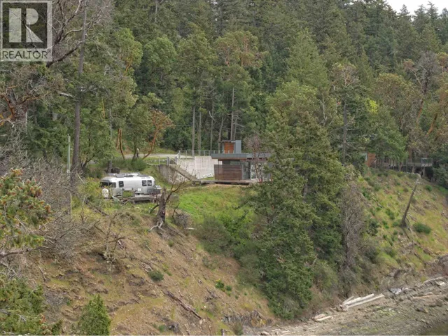 240 OLD SCOTT ROAD, Salt Spring Island, British Columbia V8K2L6