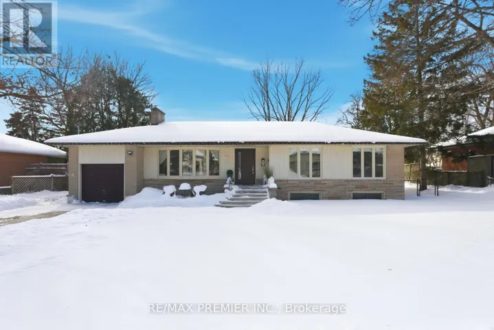 368 LEES LANE, Oakville (WO West), Ontario L6L4S5