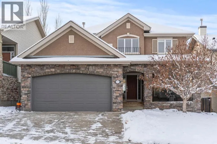 153 Crestridge Way SW, Calgary, Alberta T3B5Z3
