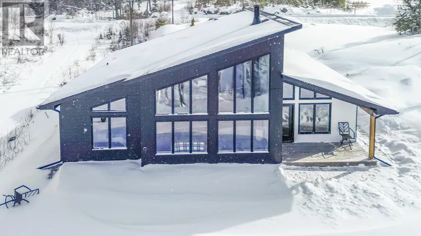 242 Heritage Way, Loon Point, East Uniacke, Nova Scotia B0N1Z0