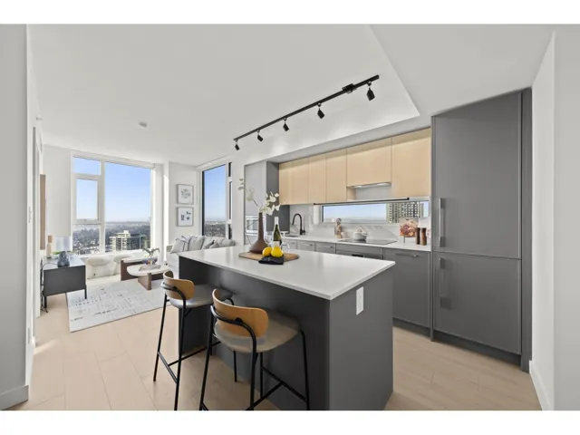 3303 13745 GEORGE JUNCTION, Surrey, British Columbia V3T4Y3