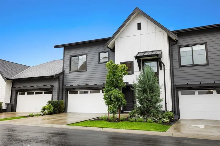 87 7967 197 STREET, Langley, British Columbia V2Y3P1