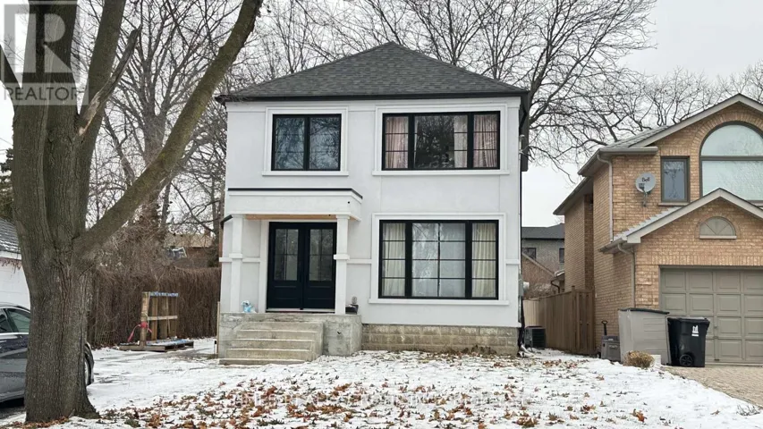 10 DOMINION ROAD, Toronto (Long Branch), Ontario M8W1J1