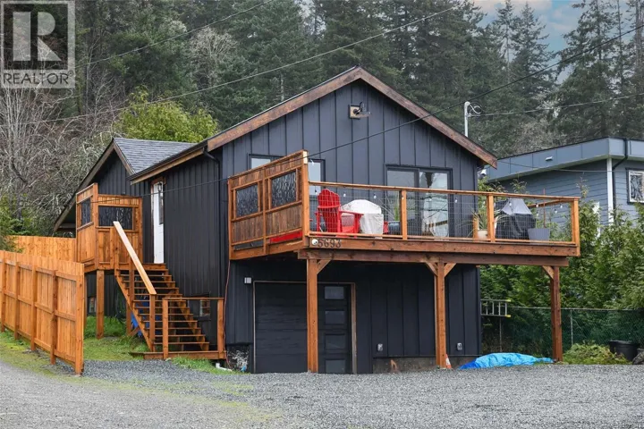 5693 Island Hwy S, Union Bay, British Columbia V0R3B0