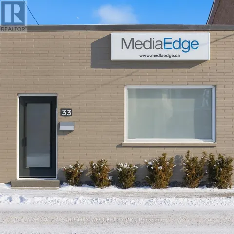 33 SOUTH STATION STREET, Toronto (Weston), Ontario M9N2B2