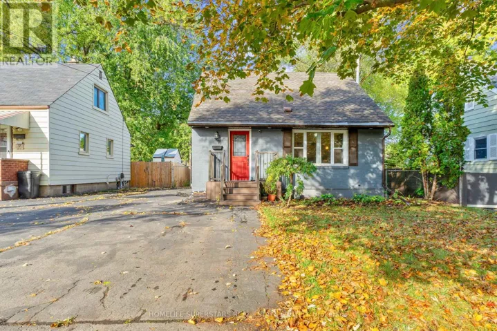 13 LEWIS STREET, Hamilton (McQuesten), Ontario L8H6C3