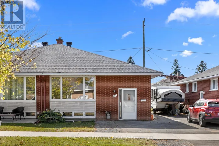 B - 1318 HIGHGATE ROAD, Ottawa, Ontario K2C2Y6