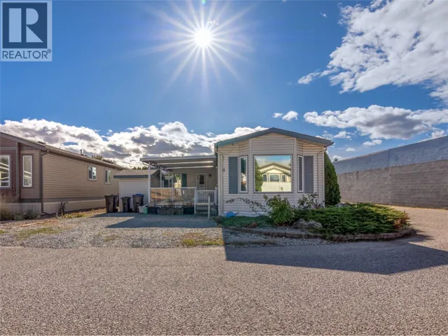 670 McCurdy Road Unit# 4, Kelowna, British Columbia V1X2P5