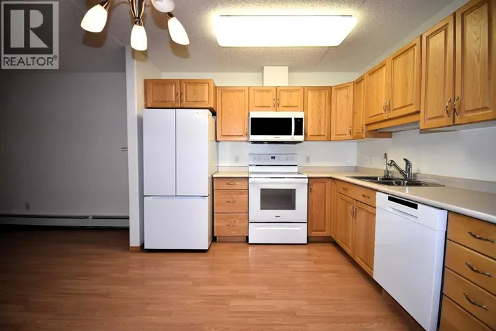 202, 777 48 Street, Edson, Alberta T7E1Z6