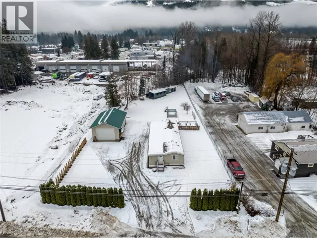 749 Big Eddy Road, Revelstoke, British Columbia V0E2S0