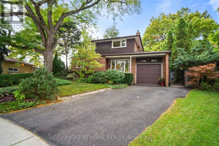 20 WEST DEANE VALLEY ROAD, Toronto (Eringate-Centennial-West Deane), Ontario M9B3K5