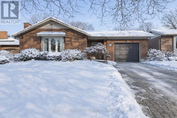 704 VINE STREET, St. Catharines (Lakeshore), Ontario L2M7L7