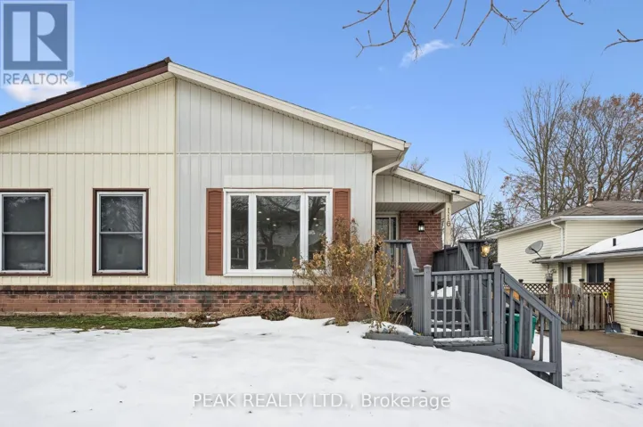 116 MARKWOOD DRIVE, Kitchener, Ontario N2M2H6
