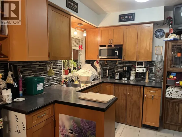 4042 NOOTKA STREET, Vancouver, British Columbia V5R2E2