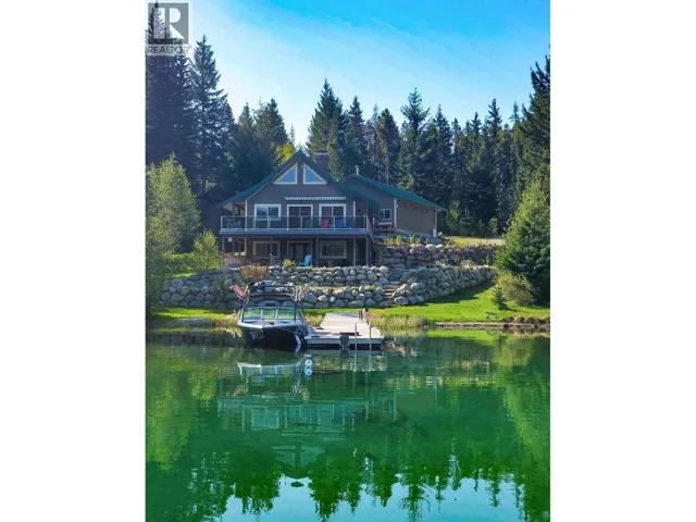 7068 GUN LAKE WEST Road, Gold Bridge, British Columbia V0K1P0