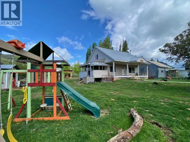 9857-9861 Church Street, Little Fort, British Columbia V0E2C0