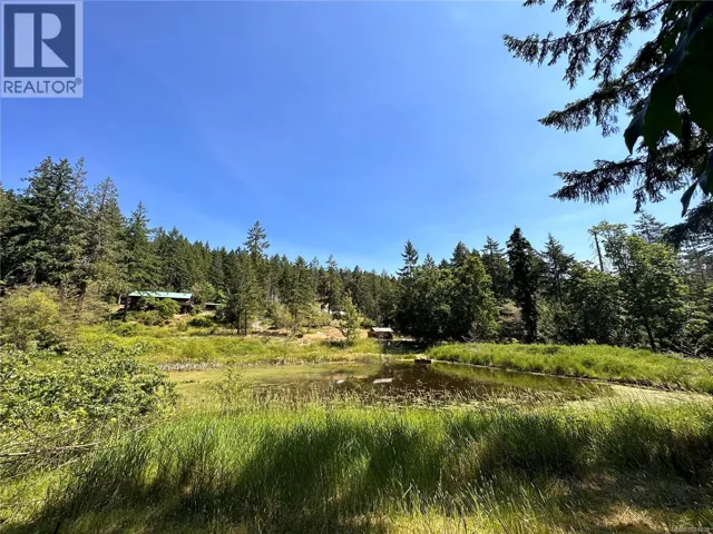 370 Baker Rd, Salt Spring, British Columbia V8K2N6