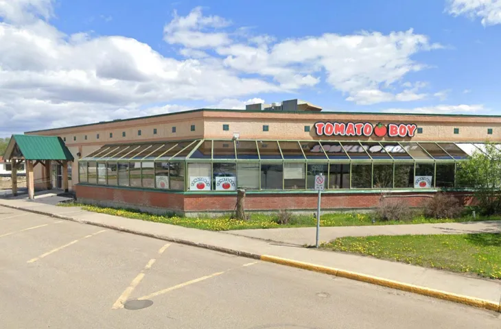 4944 53 Ave, High Prairie, Alberta T0G1E0