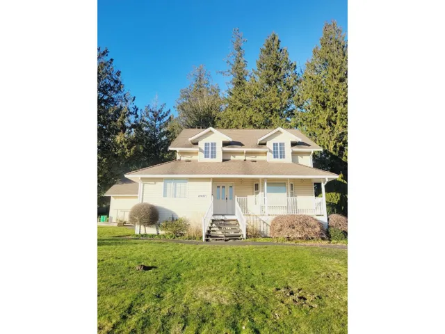 21457 78 AVENUE, Langley, British Columbia V2Y2E9