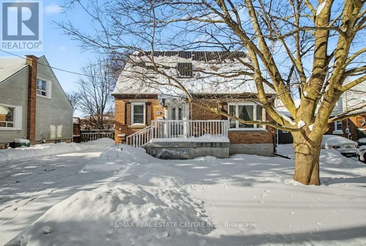 124 WINSTON BOULEVARD, Cambridge, Ontario N3C1L7