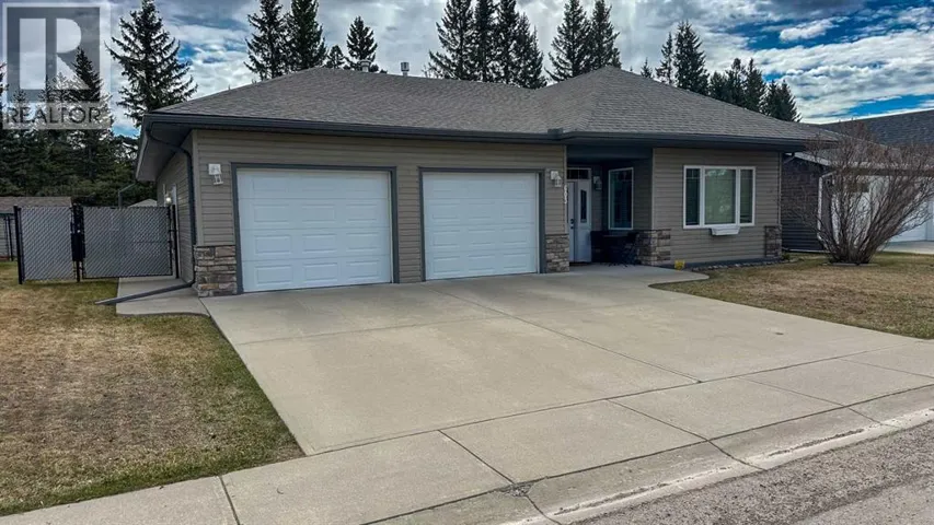 603 5 Street SW, Sundre, Alberta T0M1X0