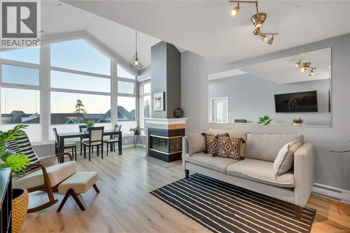 407 350 Island Hwy S, Campbell River, British Columbia V9W1A5