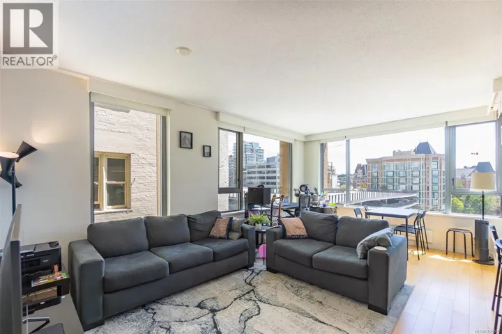501 608 Broughton St, Victoria, British Columbia V8W1X7