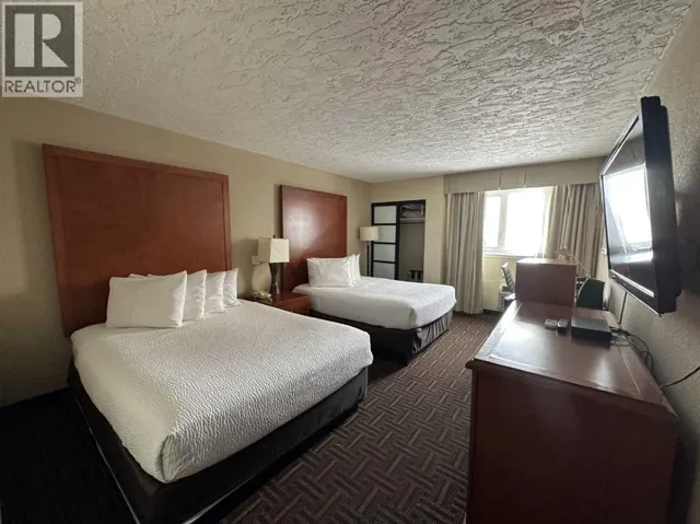 954 7 Street, Medicine Hat, Alberta T1A7R7