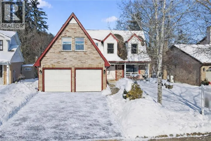 33 MANITOULIN Crescent, Kitchener, Ontario N2A3J4