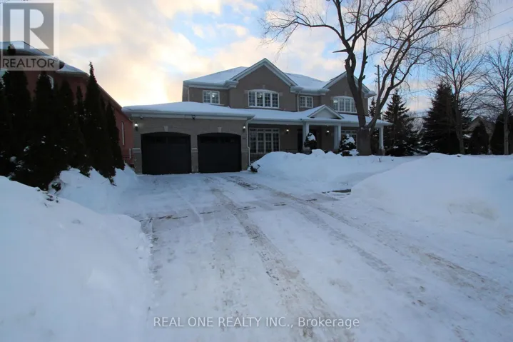 2 DELISLE STREET, Richmond Hill (Devonsleigh), Ontario L4S2R3