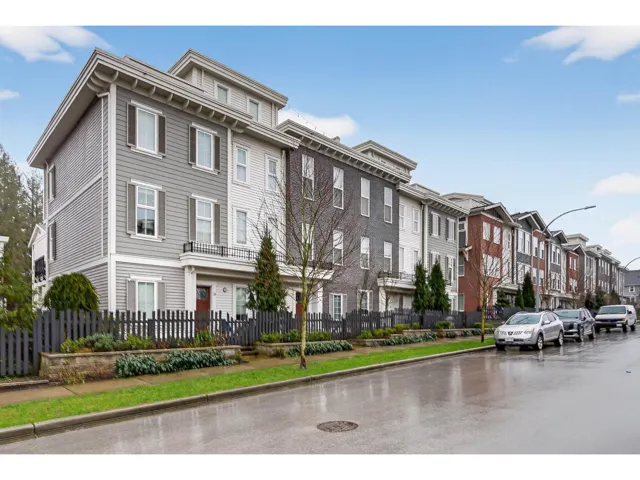 35 8370 202B STREET, Langley, British Columbia V2Y4K8