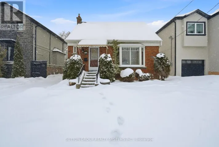 10 WILLOWHURST CRESCENT, Toronto (Wexford-Maryvale), Ontario M1R3R6