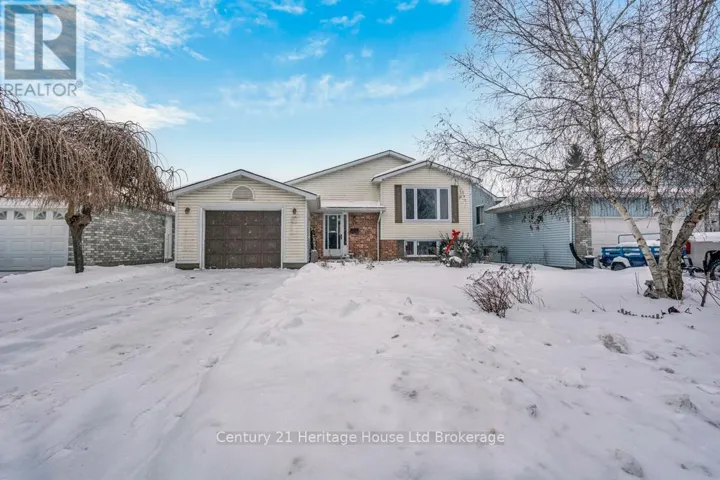 17 BECKETT BOULEVARD, Tillsonburg, Ontario N4G5N1