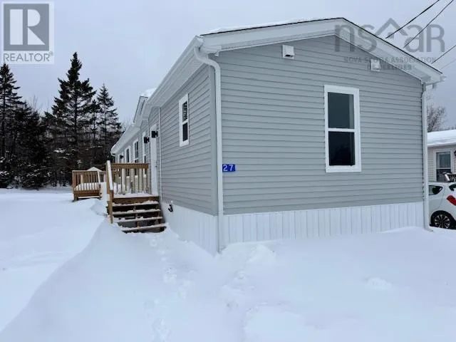 27 Bruce Street, Mount Uniacke, Nova Scotia B0N1Z0