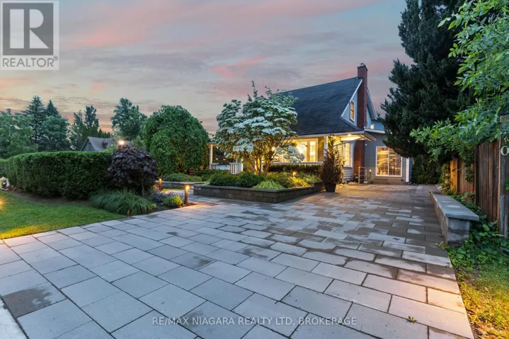 202 ANNE STREET, Niagara-on-the-Lake (Town), Ontario L0S1J0