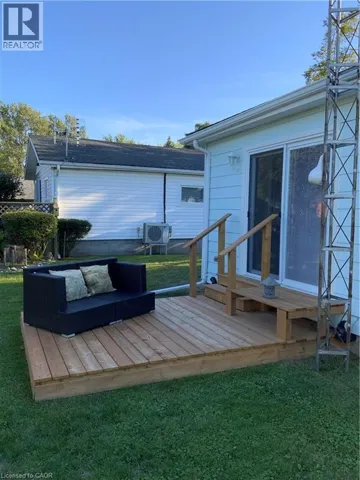 25 FIRST Avenue, Long Point, Ontario N0E1M0