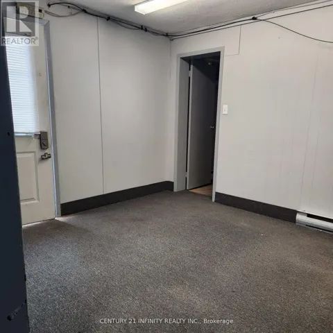10 - 1019 NELSON STREET, Oshawa (Farewell), Ontario L1H7N9