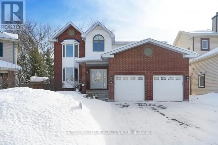 41 BRAMBLEGROVE CRESCENT, Ottawa, Ontario K1T3G2