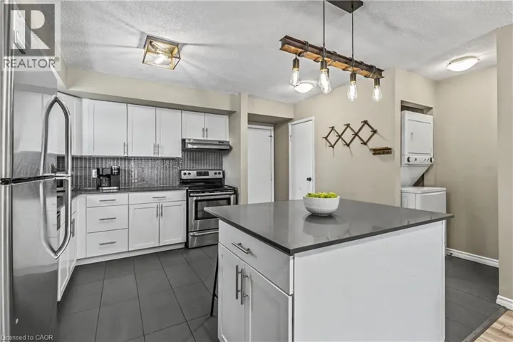 511 QUIET Place Unit# 5, Waterloo, Ontario N2L5L6