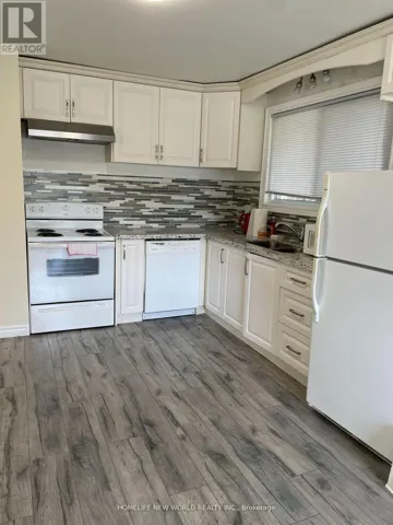 862 HILLCREST ROAD, Pickering (West Shore), Ontario L1W2P7